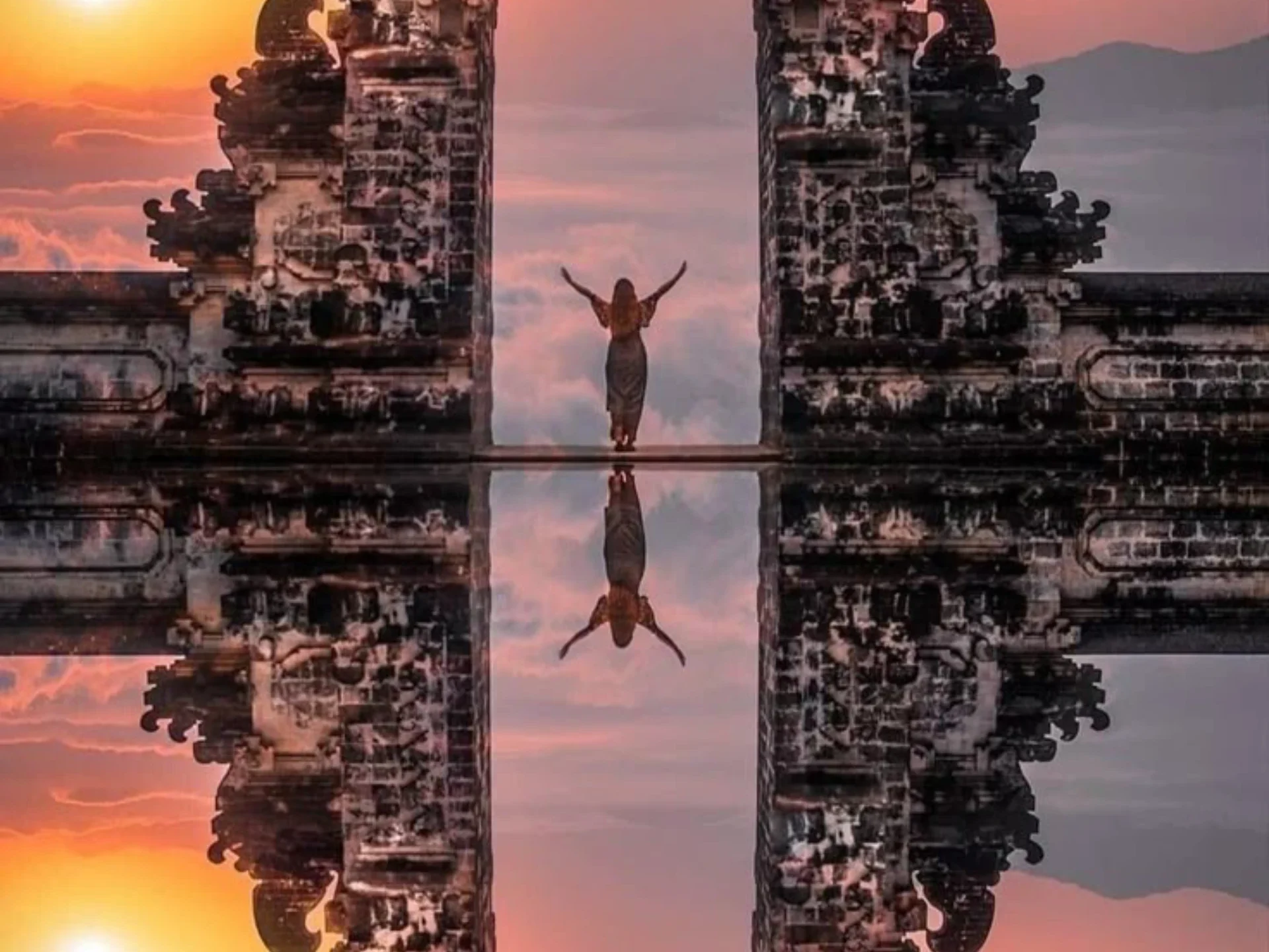 Lempuyang Temple, Bali via @folkindonesia